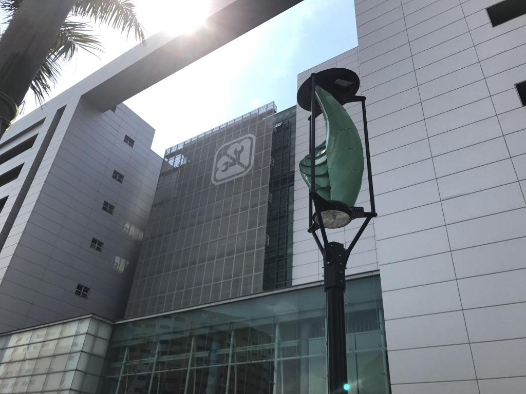 太陽能風力街燈及太陽能街燈