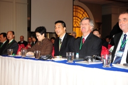 Ir Stephen H C CHAN, JP with other guests