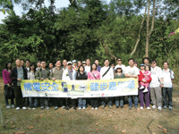 Mr. HO, Director, and Mr. PANG, Acting Chief Engineer, took a group photograph with colleagues before the walk