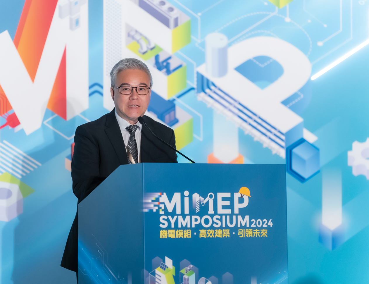 機電署署長潘國英先生在機電裝備合成法研討會2024上致辭。